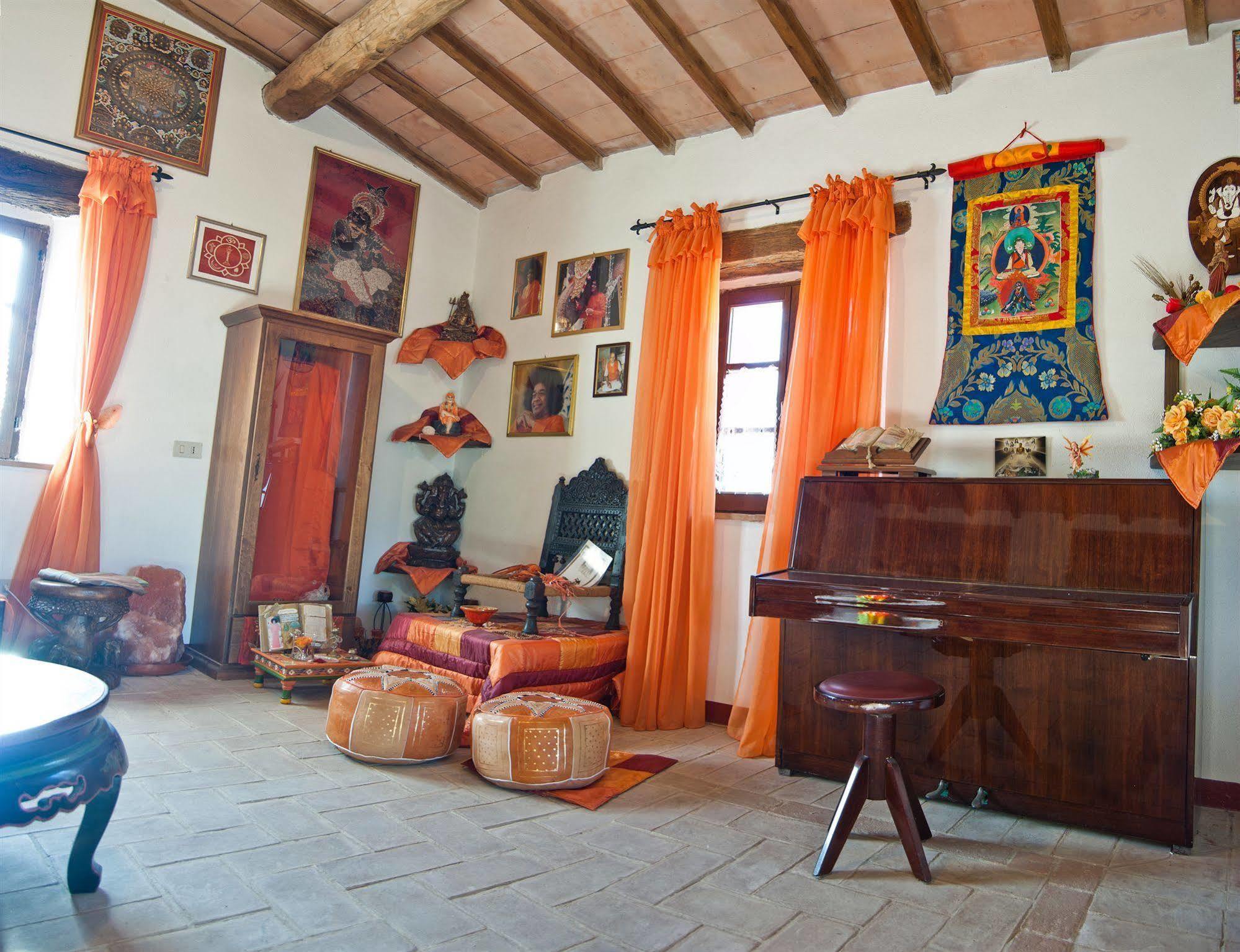 Agriturismo Grossola Кастільйоне-д'Орчія Екстер'єр фото